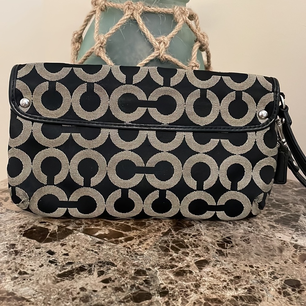Large Coach wristlet - Picture 2 of 11